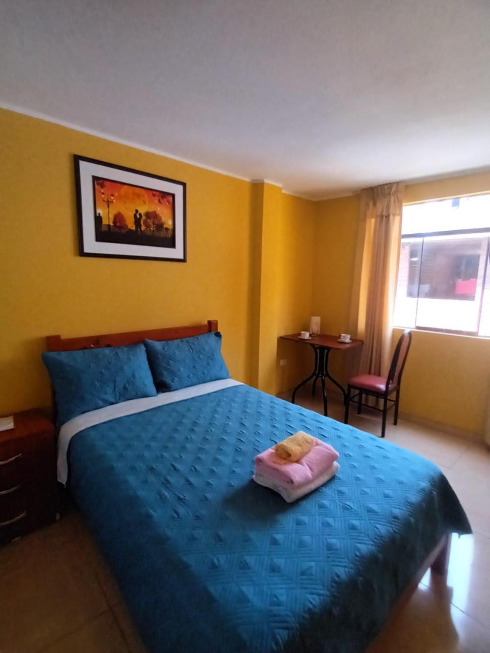 Close To Airport - Free One Time Pickup - A Y J Familia Lima Bagian luar foto
