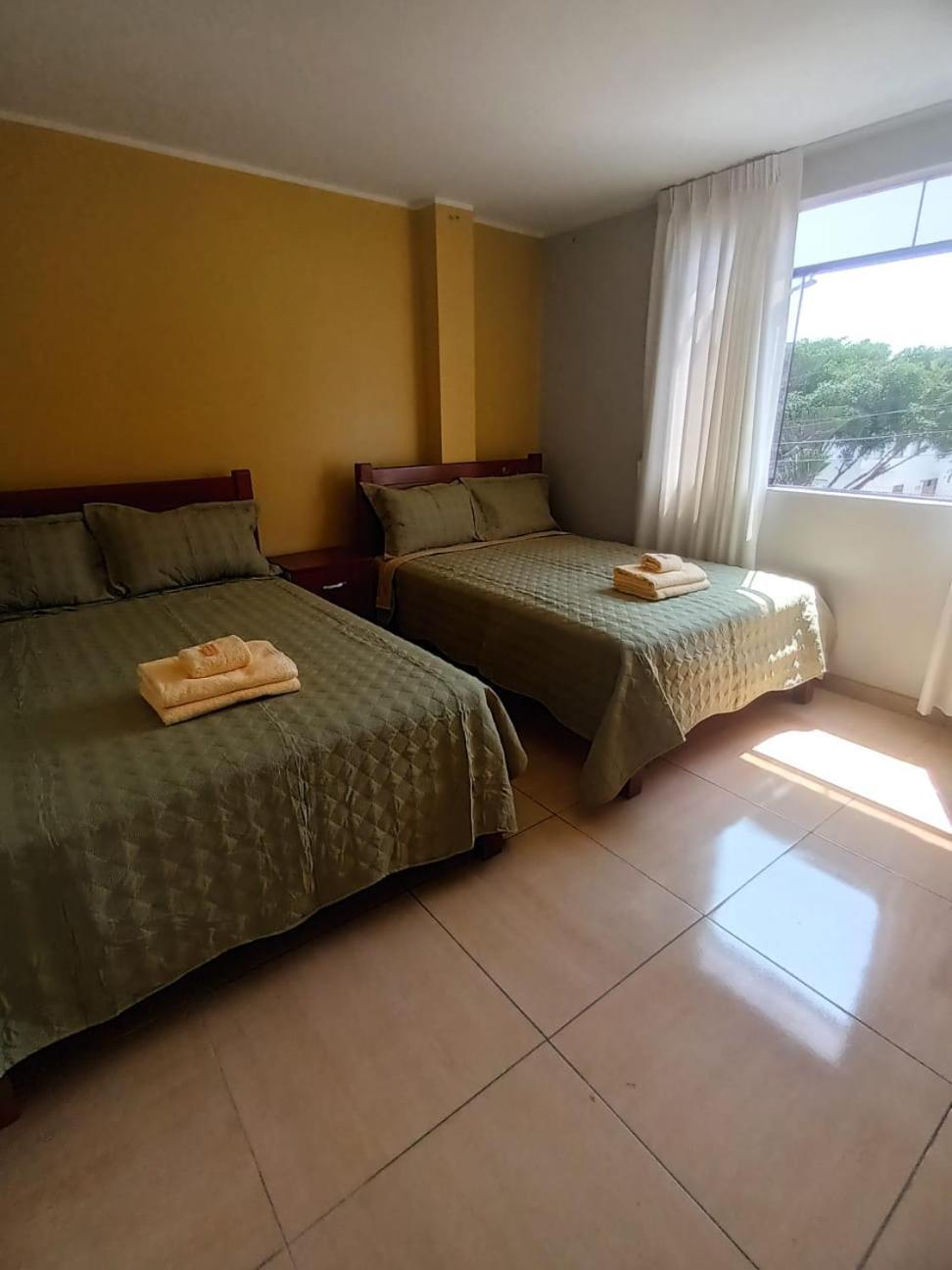 Close To Airport - Free One Time Pickup - A Y J Familia Lima Bagian luar foto