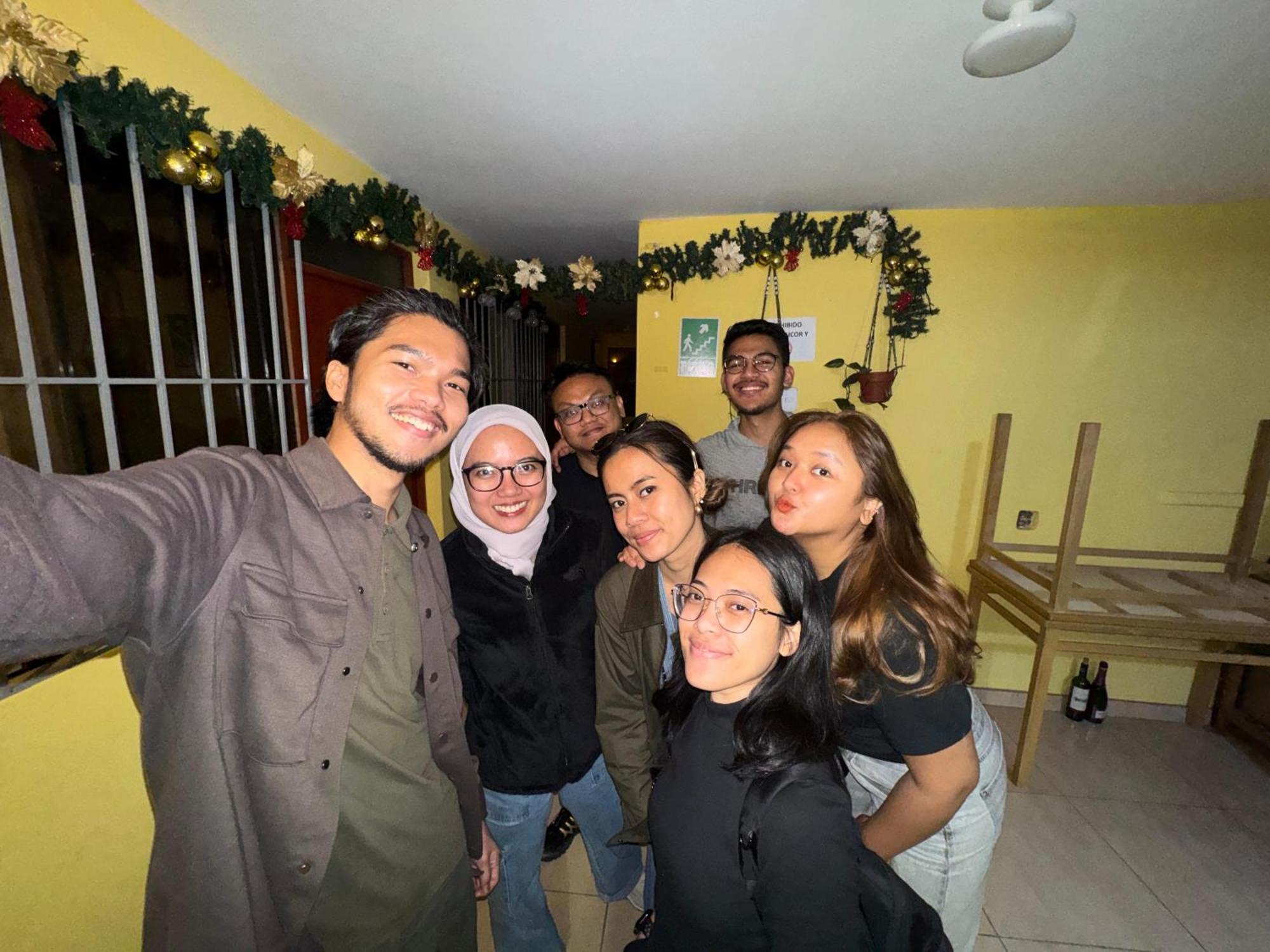 Close To Airport - Free One Time Pickup - A Y J Familia Lima Bagian luar foto